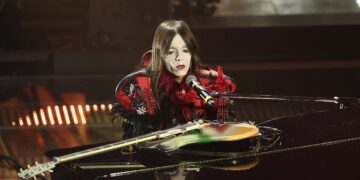 Lucio Corsi representará a Italia en Eurovisión 2025 tras la renuncia de Olly