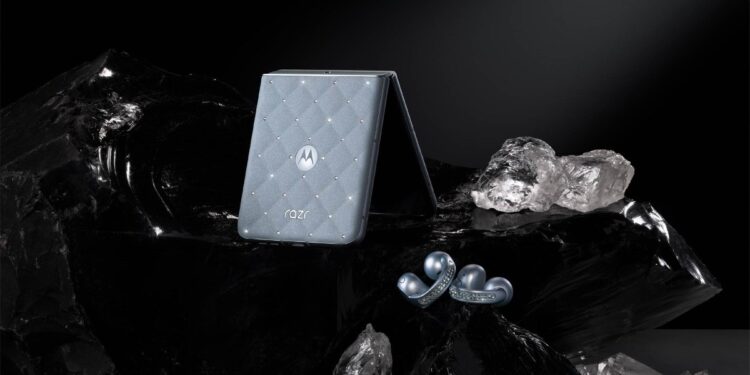 Motorola presenta “The Brilliant Collection” en colaboración con Swarovski